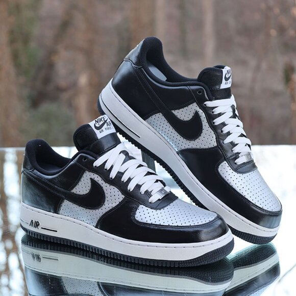 Nike Air Force 1 Low Metallic Silver 2009 - Picture 1 of 13